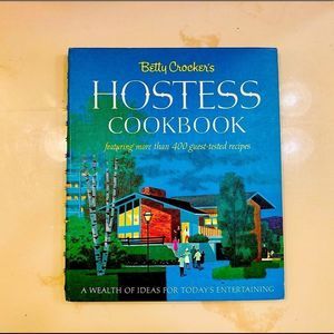 Betty Crocker’s Hostess Cookbook 📘